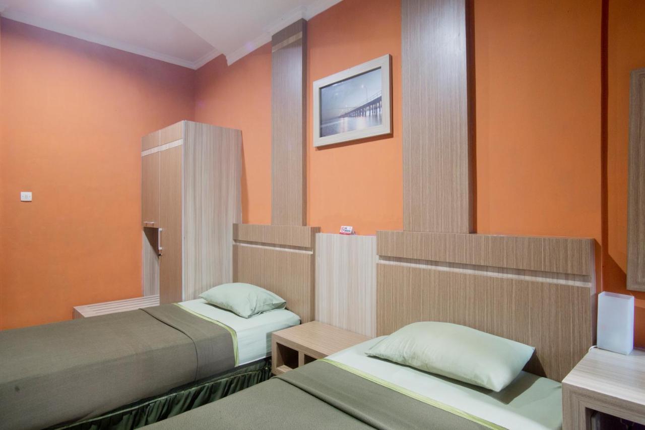 Hotel Galuh Anindita Yogyakarta Exteriör bild
