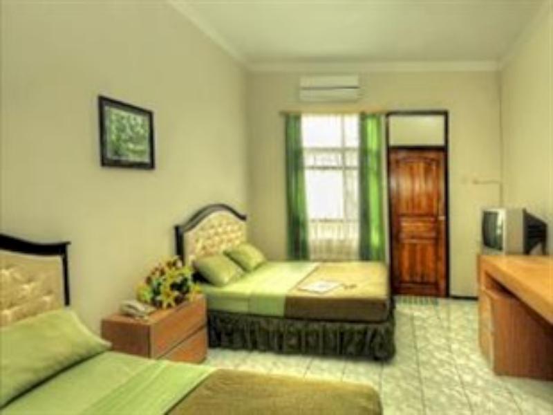 Hotel Galuh Anindita Yogyakarta Exteriör bild