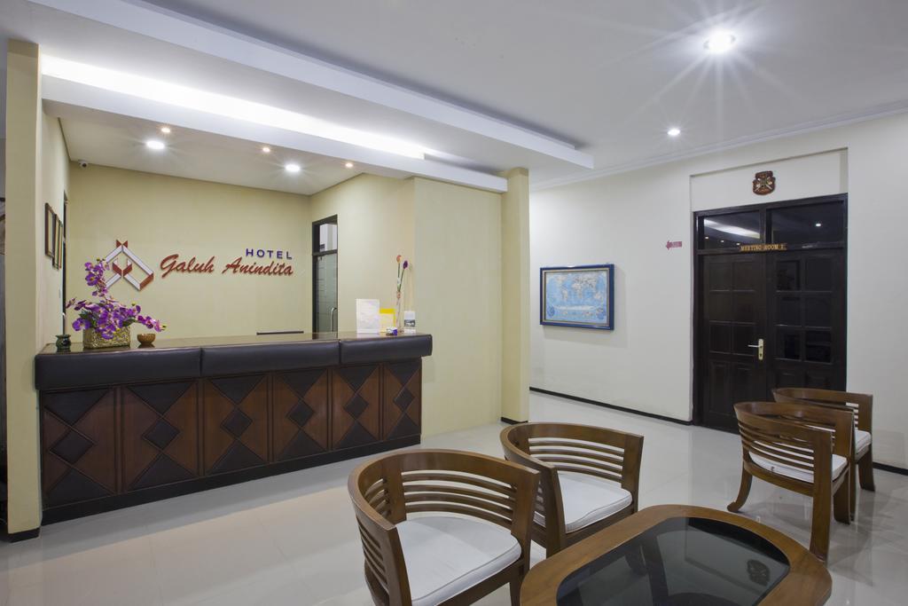 Hotel Galuh Anindita Yogyakarta Exteriör bild